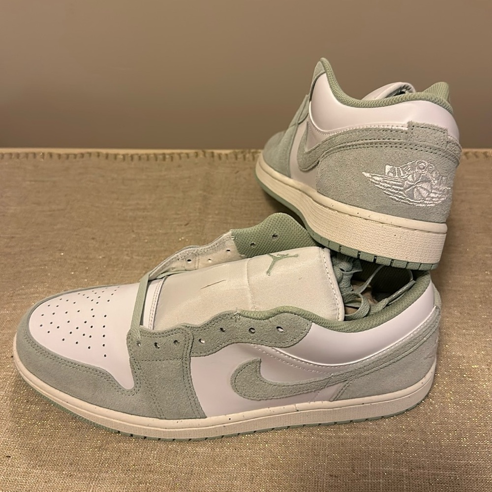 Air Jordan 1 Seafoam